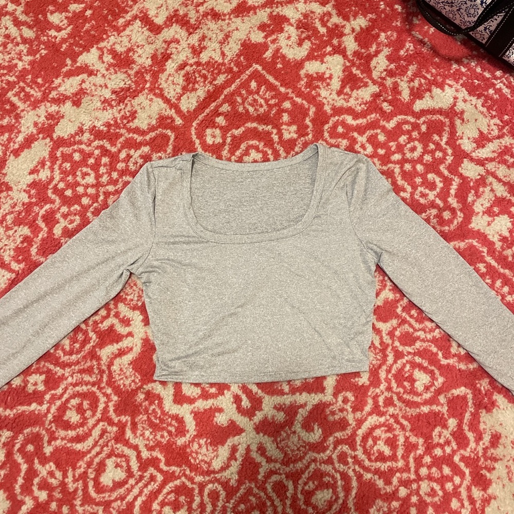 Grey square neck crop long sleeve